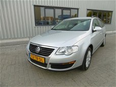 Volkswagen Passat Variant - 2.0 FSI Trendline Airco Navigatie