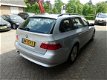 BMW 5-serie Touring - 520d Business Line Edition II Navi / Panodak - 1 - Thumbnail