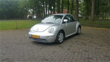 Volkswagen New Beetle - 2.0 Highline