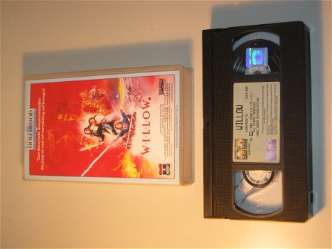 VHS Willow - Val Kilmer & Warwick Davis - 1