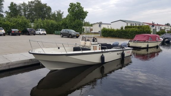 Boston Whaler 25ft Outrage Classic - 5