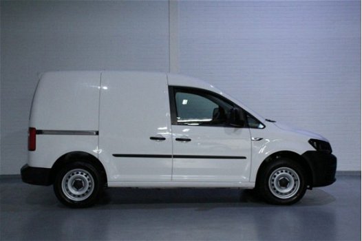 Volkswagen Caddy - 1.6 TDI 102pk L1H1 Airco, Bluetooth, Elek. Pakket, Achterklep, Slechts 2.300 km - 1