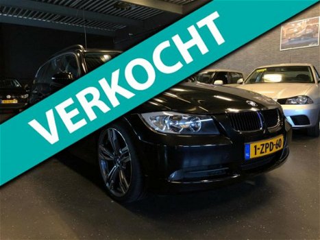 BMW 3-serie Touring - 320i Dynamic Executive Panoramadak Bom Volle Opties 19inch/velgen - 1