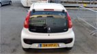Peugeot 107 - 1.0/Airco/Elektra pakket/Nw Apk/Garantie - 1 - Thumbnail
