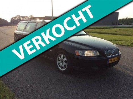 Volvo V70 - 2.4 D5 Momentum FASELIFT NAP VOL ONDERHOUD HANDBAK - 1