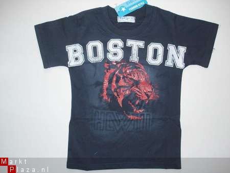 stoer donkerblauw boston shirt in maat 98/104 AFGEPRIJSD - 1
