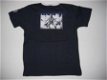 jongensshirt met print in donkerblauw in mt 158/164 - 2 - Thumbnail