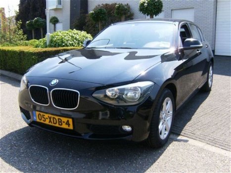 BMW 1-serie - 1-serie 118d Business 5 Deurs Navi Xenon 2e Eigenaar - 1