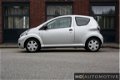 Toyota Aygo - 1.0-12V 3-DRS AIRCO NL AUTO NAP (bj 2010) - 1 - Thumbnail