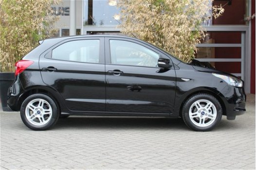 Ford Ka - 1.2 TREND ULTIMATE | Airco / Parkeersensoren achter / Lichtmetalen velgen - 1