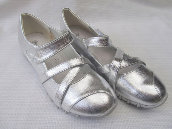 SNEAKER / INSTAPPER / ZILVER / MAAT 36. - nr. 1