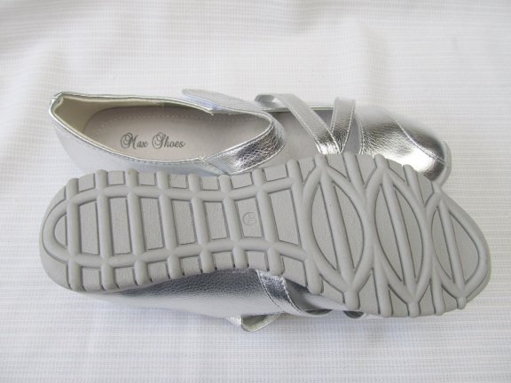 SNEAKER / INSTAPPER / ZILVER / MAAT 40. - Afbeelding 3