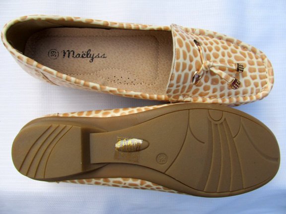 DAMES INSTAPPER / MOCCASINS / BEIGE MAAT 37 / NIEUW ! - Afbeelding 3