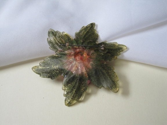 Broche antieke Art Deco lucite bloem met roze schelp 7.0 cm - Afbeelding 4