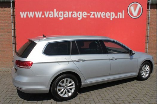 Volkswagen Passat Variant - 1.6 TDI 120PK Navi | Ergo Comfort stoel | Privacy-Glass | Chrome-pakket - 1