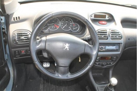 Peugeot 206 CC - 1.6 16V - 1