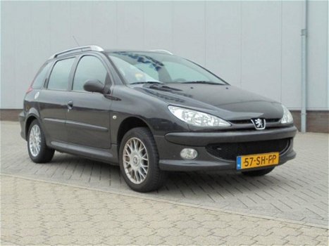 Peugeot 206 - 1.4hdi air-line airco export - 1