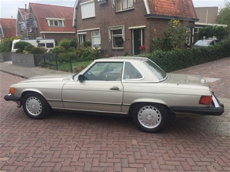 Mercedes-Benz SL-klasse - 560 SL - 1