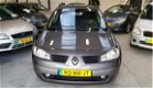 Renault Mégane Grand Tour - 1.4-16V Dynamique Comfort - Airco, Cruise control, LM, Keyless, - 1 - Thumbnail