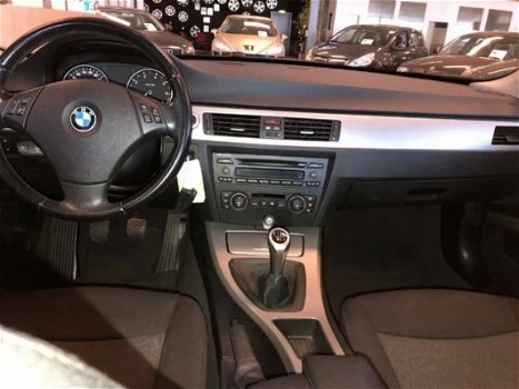 BMW 3-serie - 318i high executive - 1