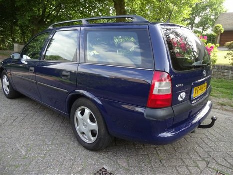 Opel Vectra Wagon - 2.0 DI-16V PEARL - 1