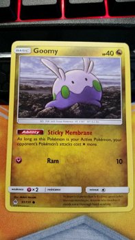 Goomy 91/131 Common S & M Forbidden Light - 1