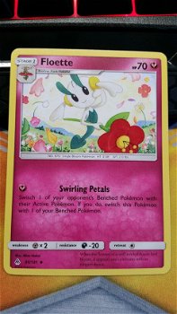 Floette 85/131 common S & M Forbidden Light - 1