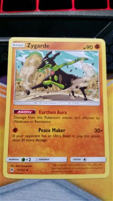 Zygarde  71/131  Uncommon  S & M Forbidden Light