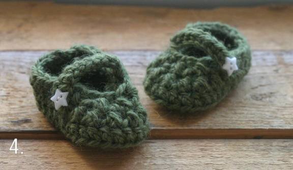 Lieve gehaakte babyslofjes (handmade) - Afbeelding 4