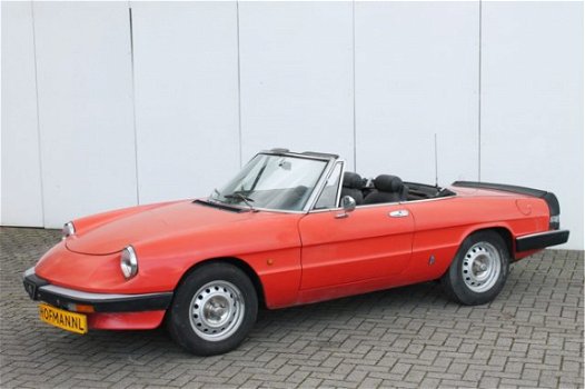 Alfa Romeo Spider - 2.0 - 1