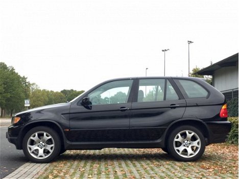 BMW X5 - 3.0d AUTOMAAT GERESERVEERD - 1