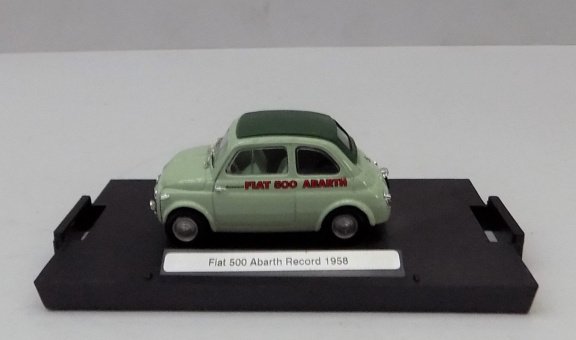 1:43 Brumm Fiat 500 Abarth Record Monza 1958 muntgroen - 2