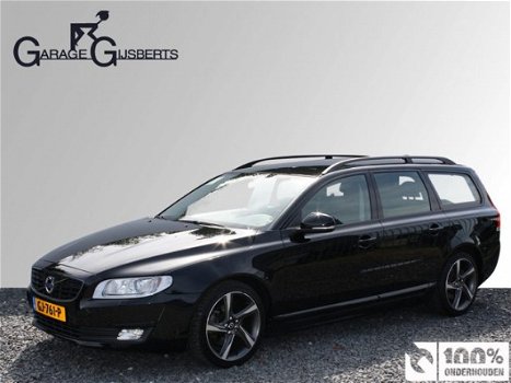 Volvo V70 - 2.0 D4 CLASSIC EDITION Airco | Cruisecontrole | Navigatie | on call | Standkachel | Zwar - 1