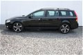 Volvo V70 - 2.0 D4 CLASSIC EDITION Airco | Cruisecontrole | Navigatie | on call | Standkachel | Zwar - 1 - Thumbnail