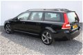 Volvo V70 - 2.0 D4 CLASSIC EDITION Airco | Cruisecontrole | Navigatie | on call | Standkachel | Zwar - 1 - Thumbnail