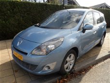 Renault Scénic - Scenic GRAND SCÉNIC 1.5 DCI 110 DYNAMIQUE - 153329 Km - Navi - PDC - Cr