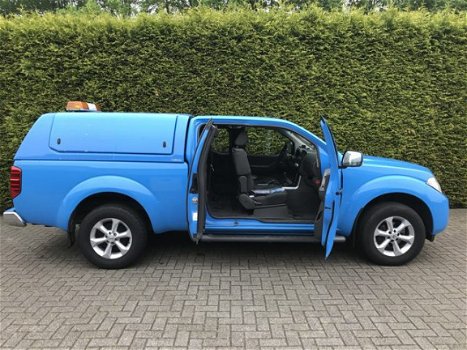 Nissan Navara - 2.5 DCI-190PK/KING CAB/BPM.Vrij/4WD/Stoelverw./Tr.haak - 1