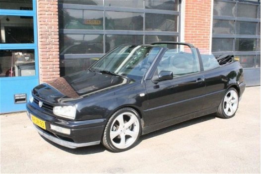 Volkswagen Golf Cabriolet - 1.8 - 1