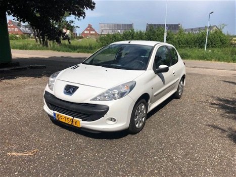 Peugeot 206 - 1.1 XR - 1