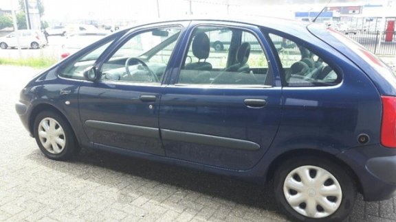 Citroën Xsara Picasso - 1.8i 16V LPG - 1