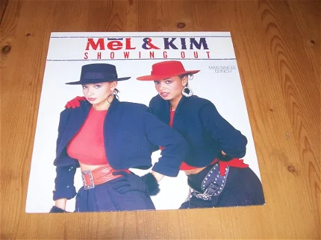 MEL & KIM SHOWING OUT DOOS 4 - 1