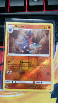 Gabite 61/131 Uncommon (reverse) S & M Forbidden Light - 1