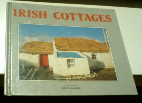 Irish cottages(Liam Blake, ISBN 0946887039). - 1