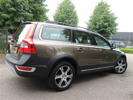 Volvo XC70 - D3 163pk Aut. Limited Edition/Leder/Navi/Xenon - 1