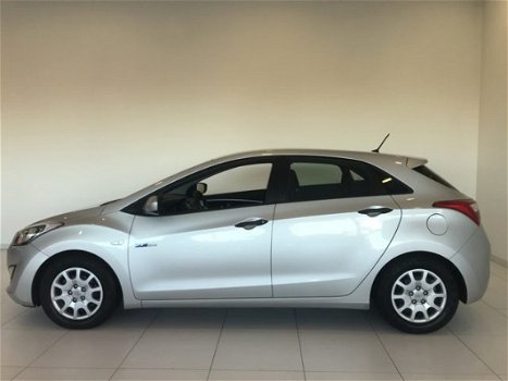 Hyundai i30 - 1.6 GDI i-Drive Airco | Bluetooth | 1.000, - Slooppremie - 1