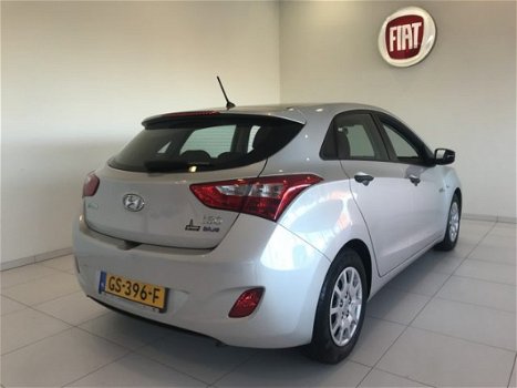 Hyundai i30 - 1.6 GDI i-Drive Airco | Bluetooth | 1.000, - Slooppremie - 1