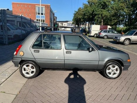 Renault 5 - 5 1.4 GTS - 1