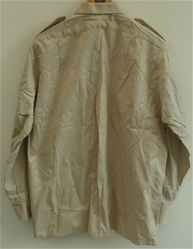 Hemd, Uniform DT63 (Dagelijks Tenue), lange mouw, Koninklijke Landmacht, maat: 15½ - 39, 1968.(Nr.1) - 4