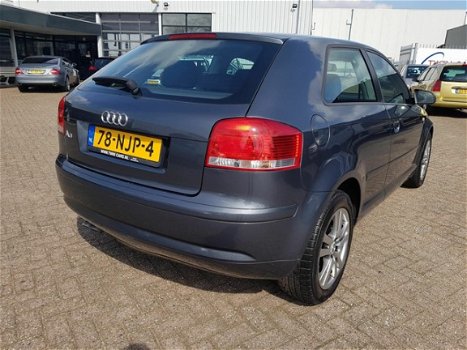 Audi A3 - 2.0 TDI Attraction Pro Line Business - 1