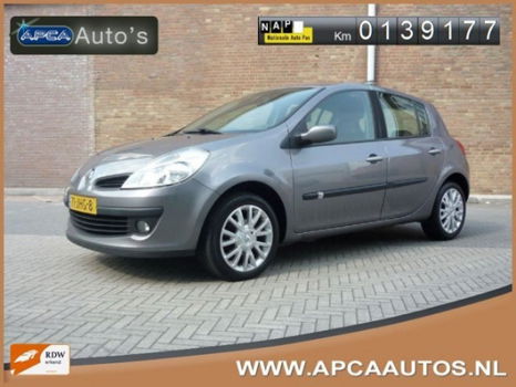 Renault Clio - 1.2 tce 5 Deurs 1e Eig AIRCO 6 mnd GARANTIE - 1